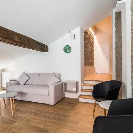 Castiglione, Palazzo Pepoli 2 Apartment *