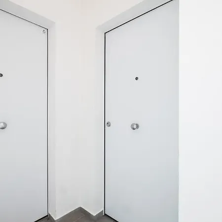 Castiglione, Palazzo Pepoli 2 *